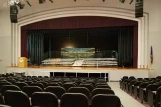 Showcase Seating Package